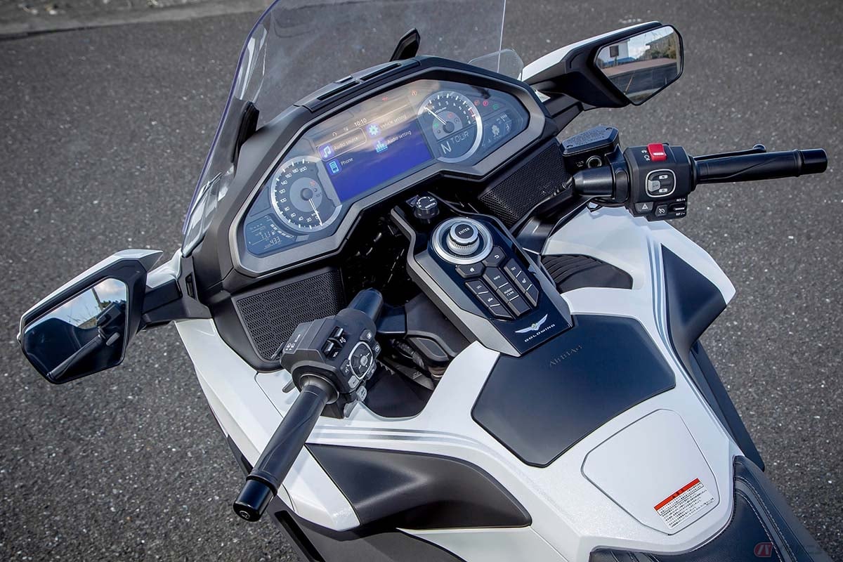 バイクに搭載されたスピーカー
