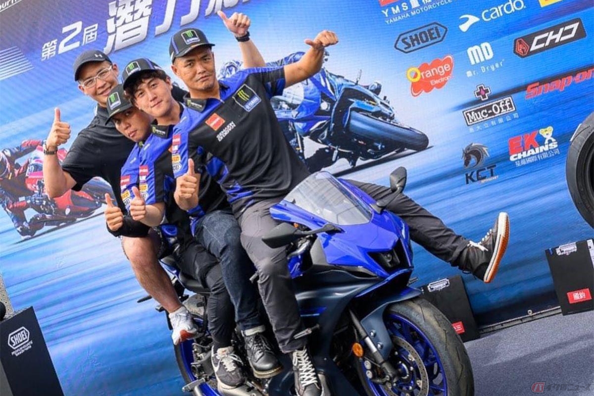 克里夫三さんチームとの写真。みんな気さくで面白い