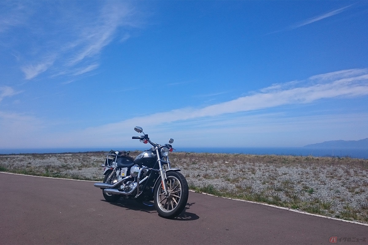 海沿いの地域でバイクを走らせた後は、こまめに洗車することが重要