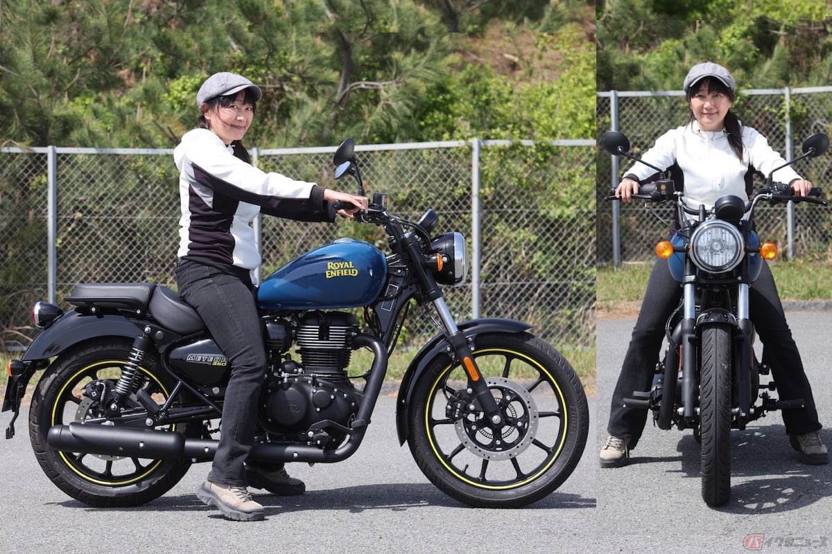 シート高は765mm、身長158cmの私で足のかかとが浮く程度