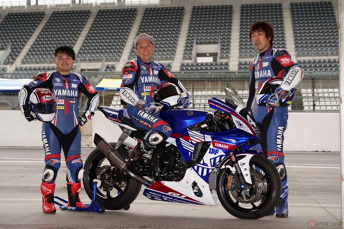 鈴鹿8耐に参戦するIRF with AZURLANEとIRF×アズールレーン レース参戦コラボデザインのヤマハ「YZF-R1」