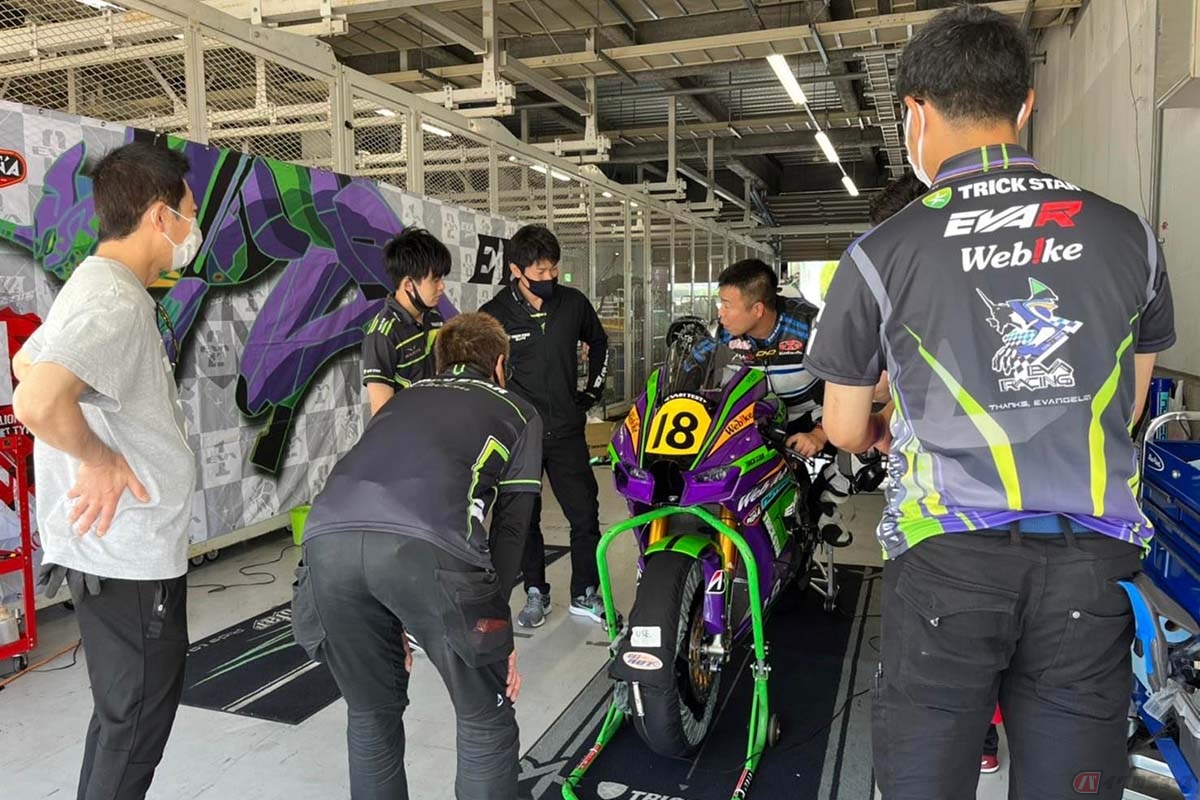 1回目の鈴鹿8時間耐久ロードレース公式テストに参加する大久保光選手