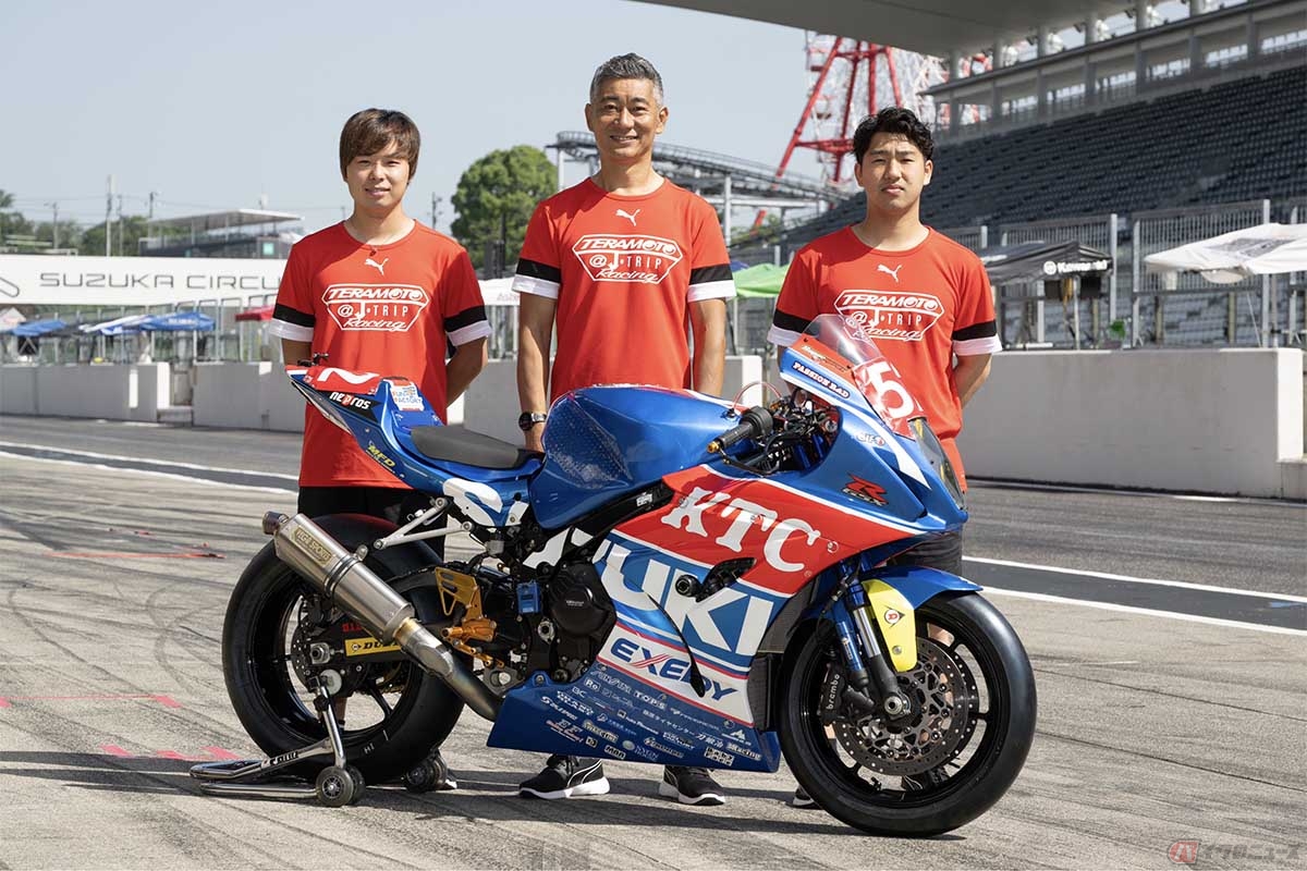 TERAMOTO@J-TRIP Racingのメンバーと石塚健選手