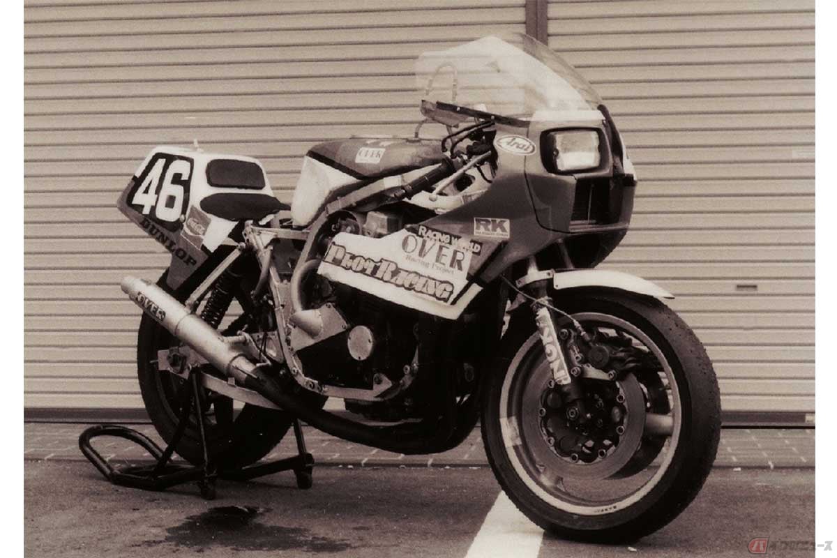 OVER初のオリジナルフレーム車となったOV-01。エンジンはホンダ「CBX750F」用の空冷並列4気筒