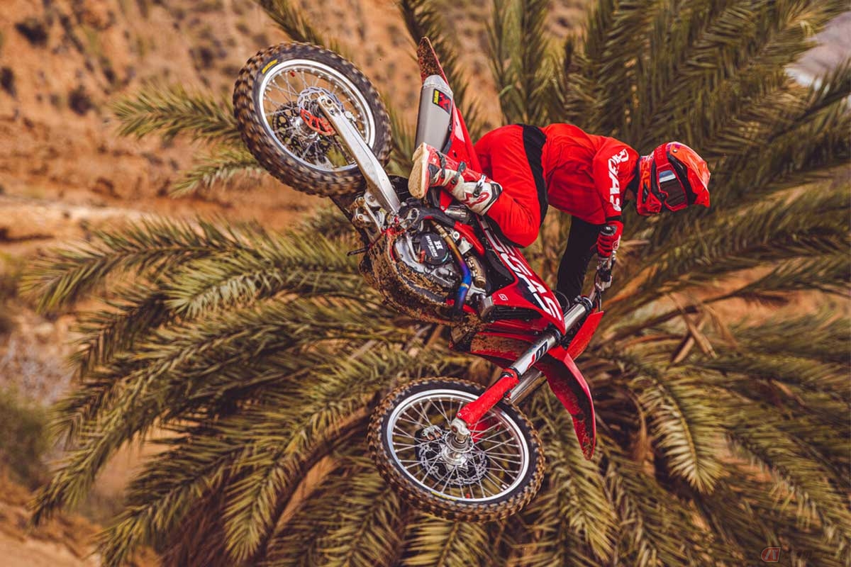 GASGAS「EC 250F」(2023年型)4ストロークモデル