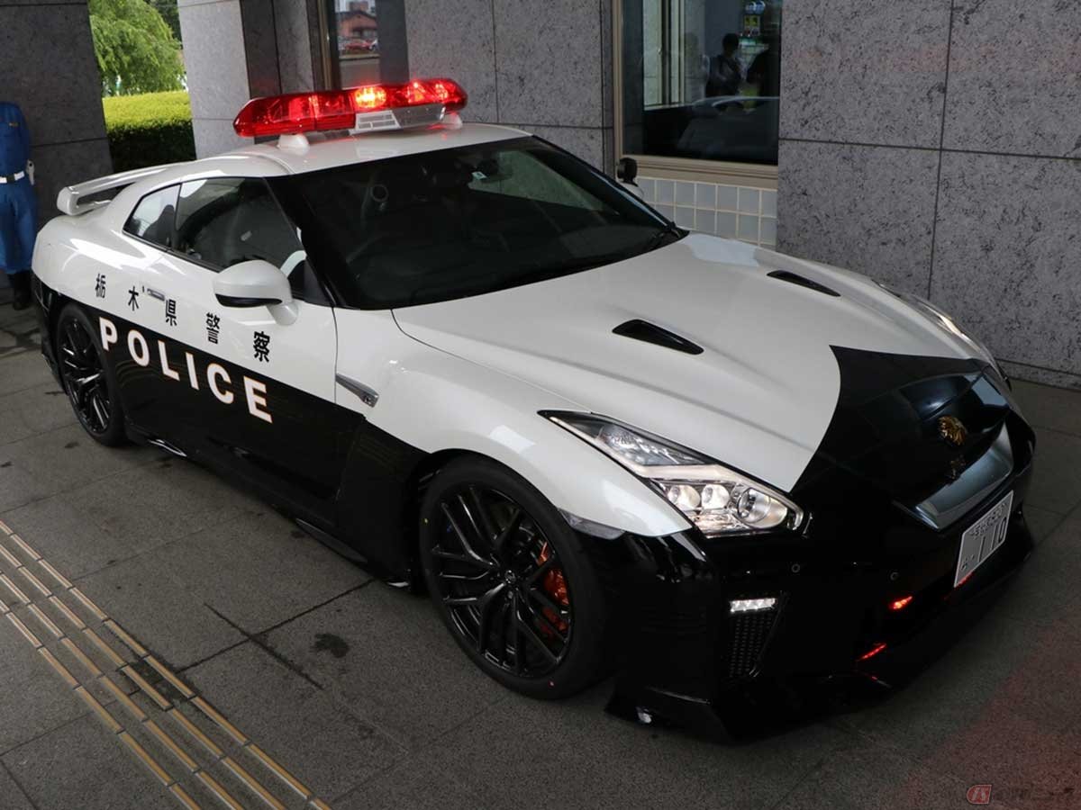 栃木県警察に寄贈された日産GT-R(R35)パトカー(2018年)