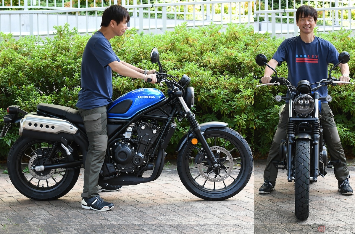 シート高は790mm、身長175cm、体重67kgのライダーの場合、写真の通り