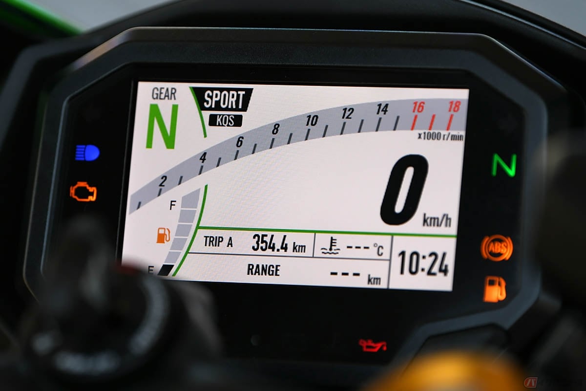 Sport/Road/Rainの3パターンのライディングモードを搭載するカワサキ「Ninja ZX-4RSE/RR」