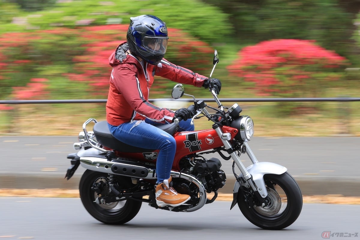 春にホンダのダックス125にも試乗しています
