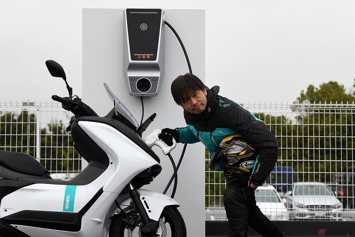 電気で走るヤマハ「E01」