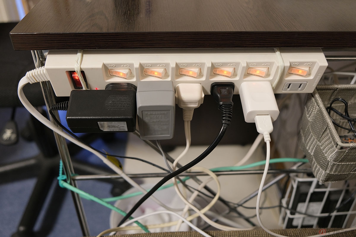 日本の家庭用コンセントは100ボルトが基準