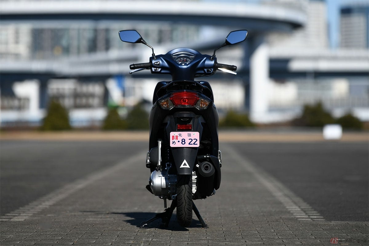 車検が不要な250㏄以下のバイクは車検ステッカーと同位置に自賠責保険ステッカーを貼り付ける