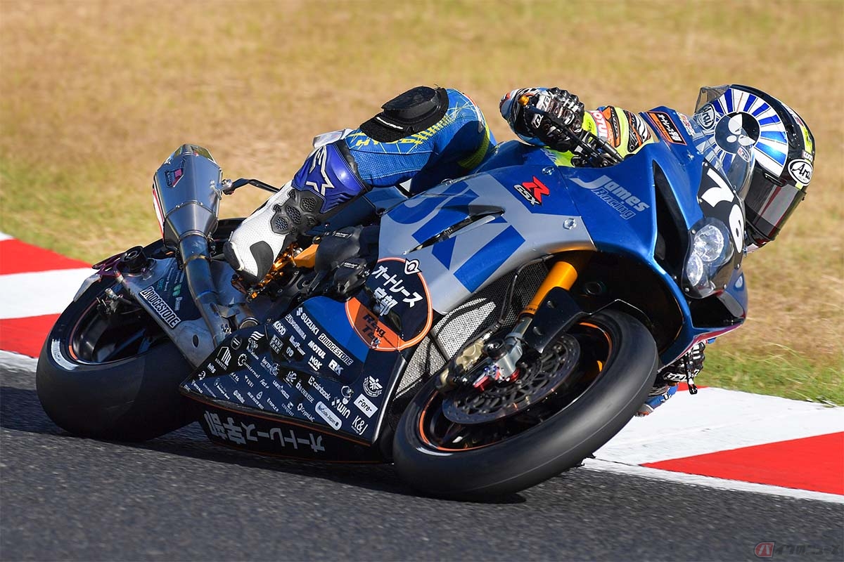 チーム・スズキ・エクスターカラーのスズキ「GSX-R1000R」で鈴鹿8耐トップ10トライアルを走る#76 AutoRace Ube Racing Teamの津田拓也選手