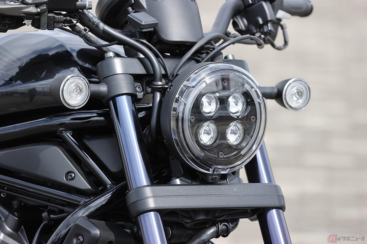 様々あるバイクのヘッドライト