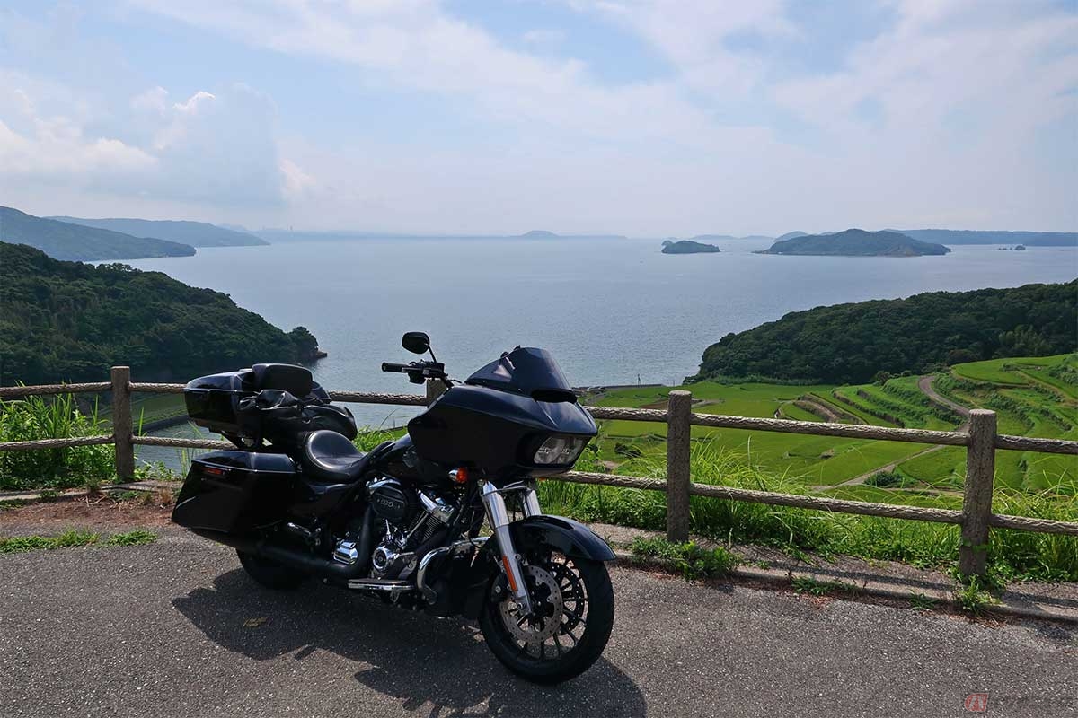 松浦市の五つの有人島の内のひとつ、福島へショートツーリング。ここは夕陽の名所「土谷棚田（どやたなだ）」