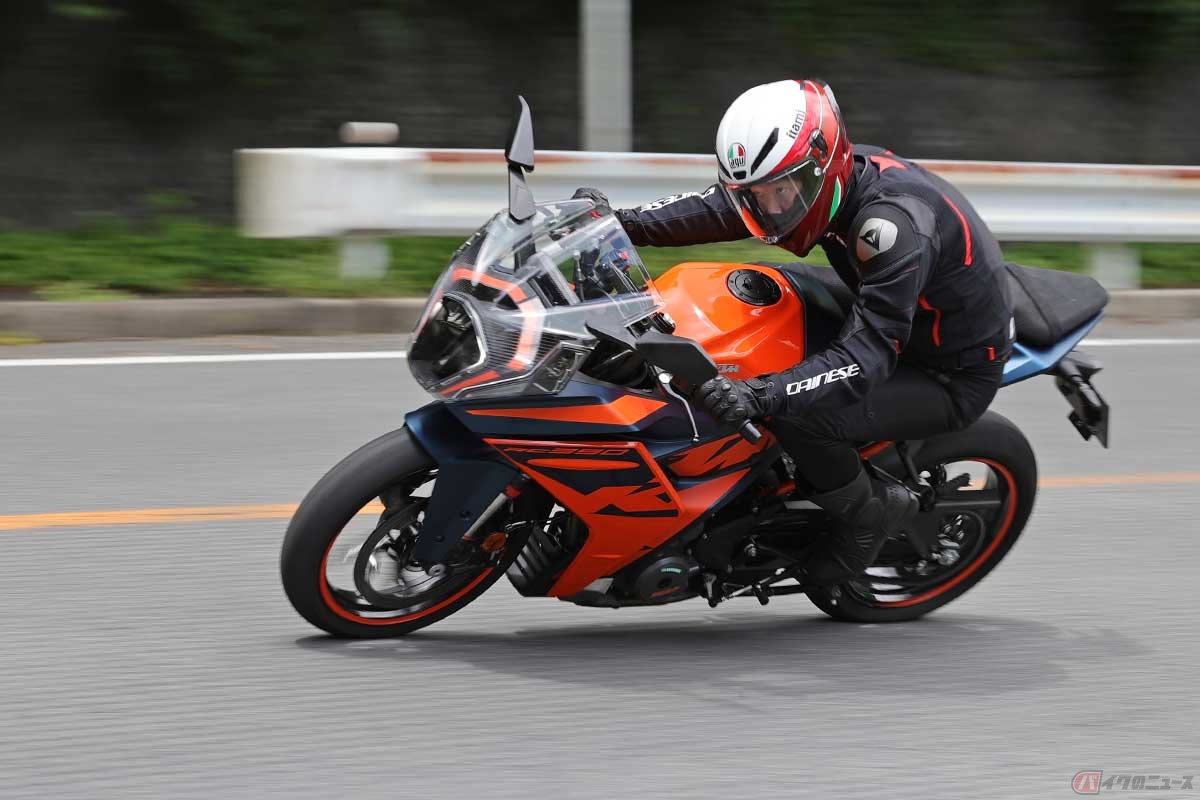 新しくなったKTM「RC 390」 ストリートで味わう400クラスのスポーティ