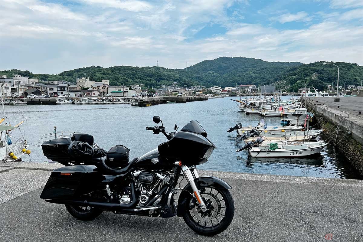 フェリーまでの空き時間に訪れた「佐賀関(さがのせき)」の漁港。関あじ関さばなどの直売所もある