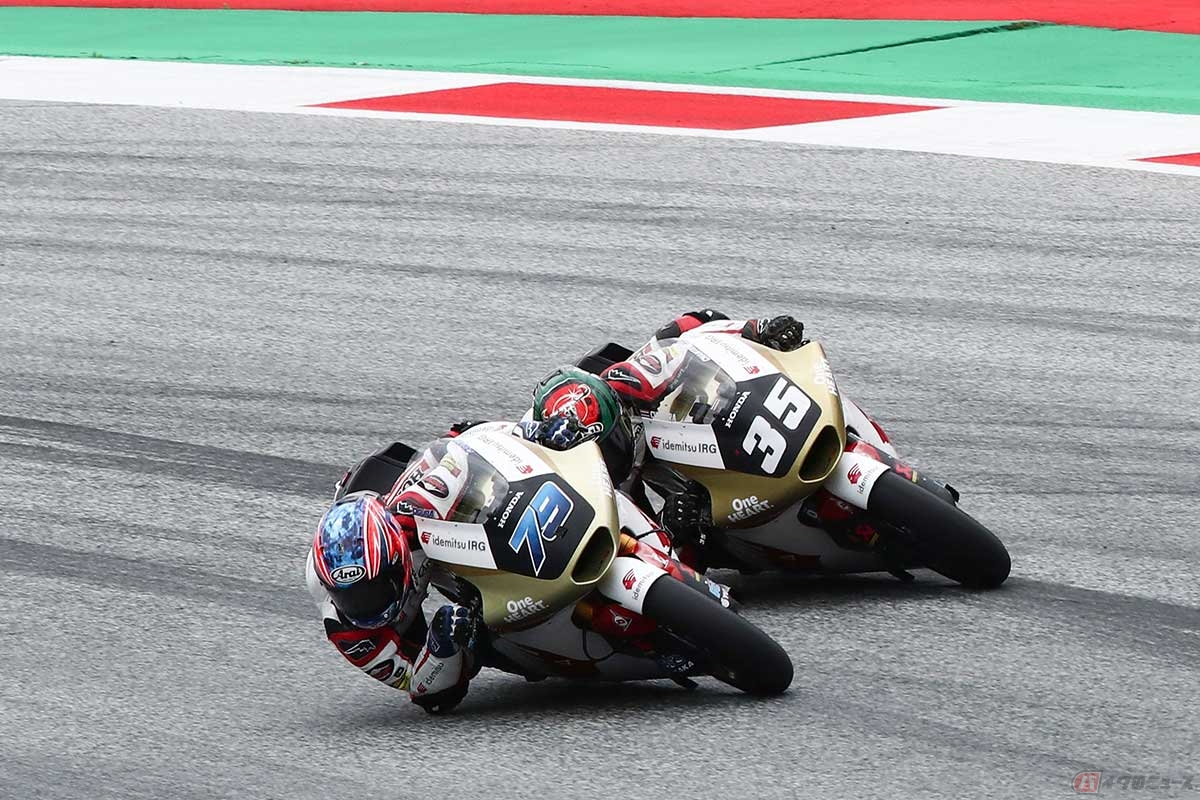 最終ラップはチャントラ選手（#35）とのチームメイトバトルとなった