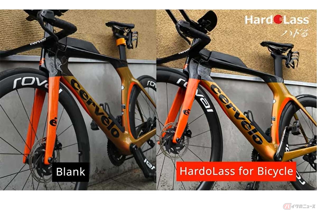 グロス面での施工比較。コーティング済（右）では見た目でより輝きを実感できる。マット面にも施工可能だが、グロス化することはない