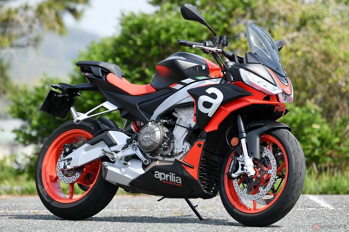 アプリリア「TUONO 660」(2021年型)カラー:コンセプトブラック ※取材車両はオリジナルアクセサリーのオーバーサイズウインドスクリーンを装備