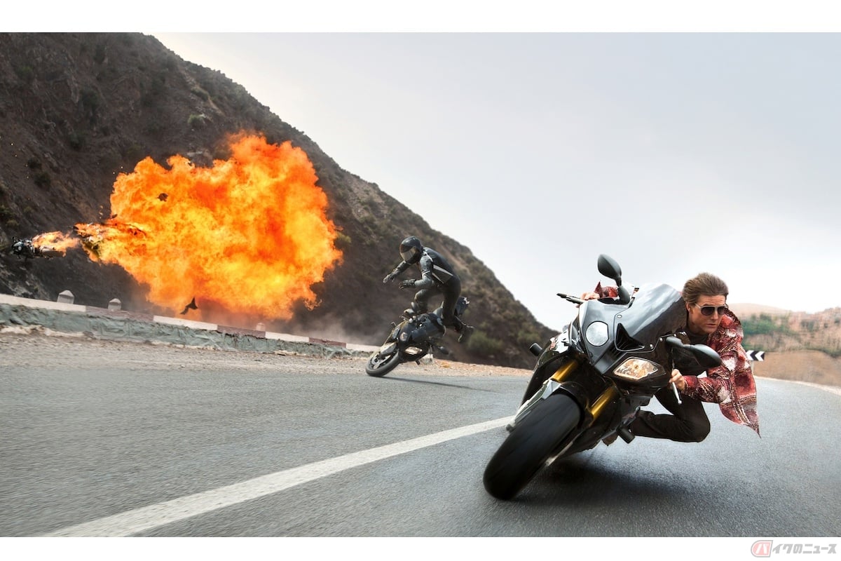 (C) 2015 Skydance Productions and Paramount Pictures Corporation. All Rights Reserved.(C) 2016 Paramount Pictures.