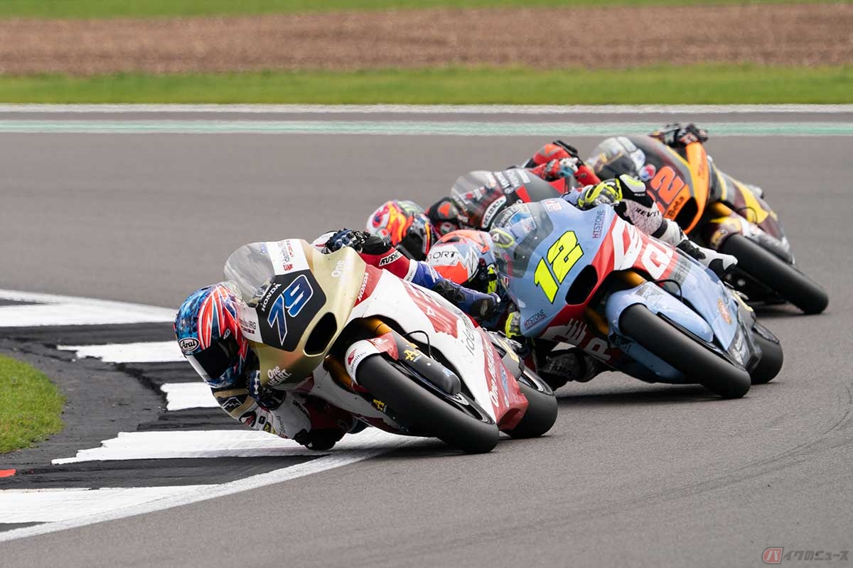 【MotoGP第9戦イギリスGP】Moto2クラスの小椋藍選手(#79/Idemitsu Honda Team Asia)は決勝レースを8位で終えた