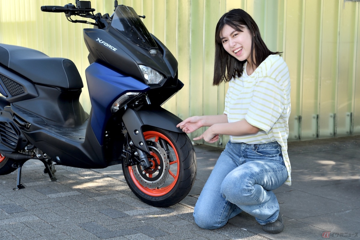 ホイールがオレンジ色なのはキリッとした顔とギャップがあって可愛い