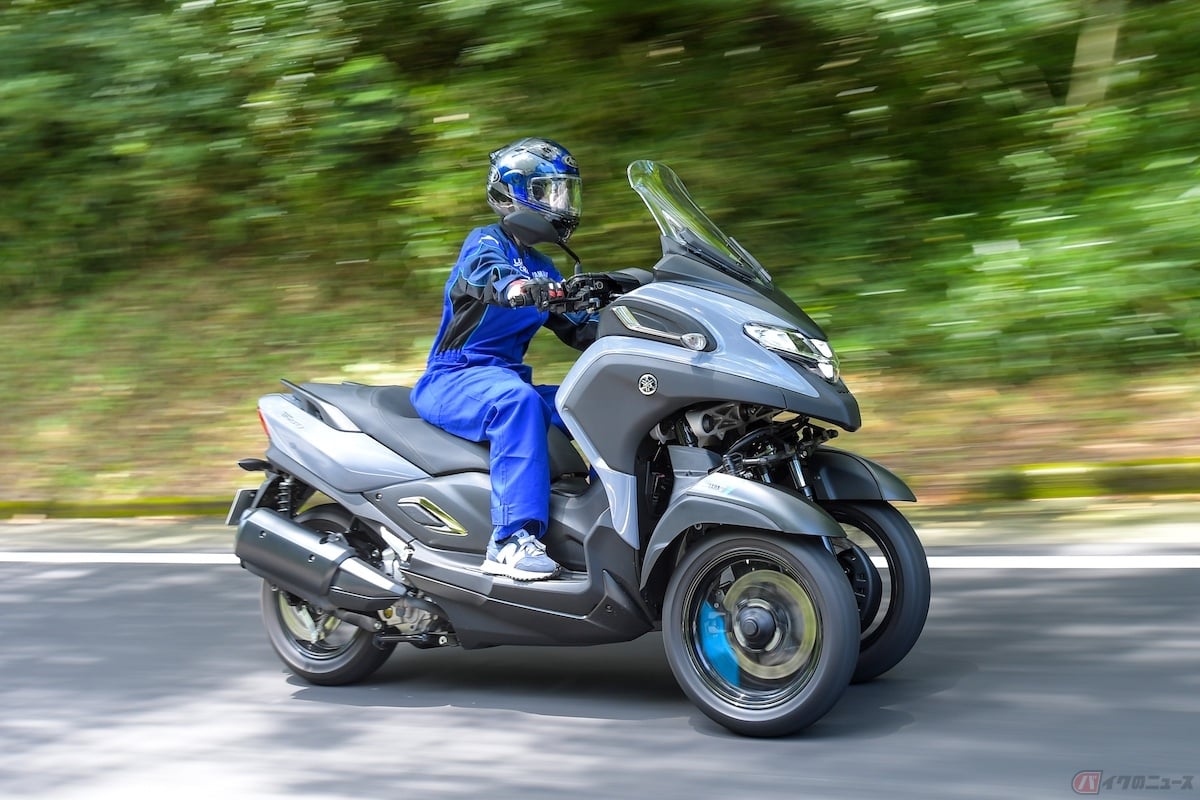 走り出してみると、いい意味で三輪に乗っているという感覚はない