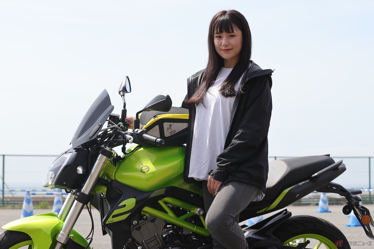 足付きもよく安定した乗り心地のベネリ「TNT249S」は、コスト抑えて乗りたい人におすすめ