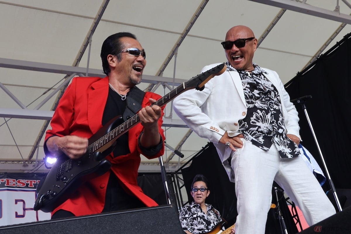 イベントのクライマックスには、ゲストに横浜銀蝿の翔さんを迎えてイクラさん率いるIKURA & FUNKEE STYLEライブ!