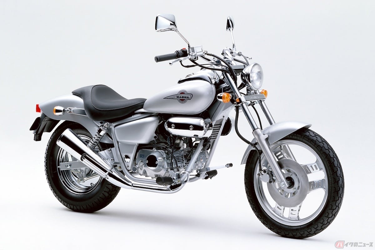 ホンダのアメリカンスタイルの原付一種カスタムスポーツバイク「マグナ50」