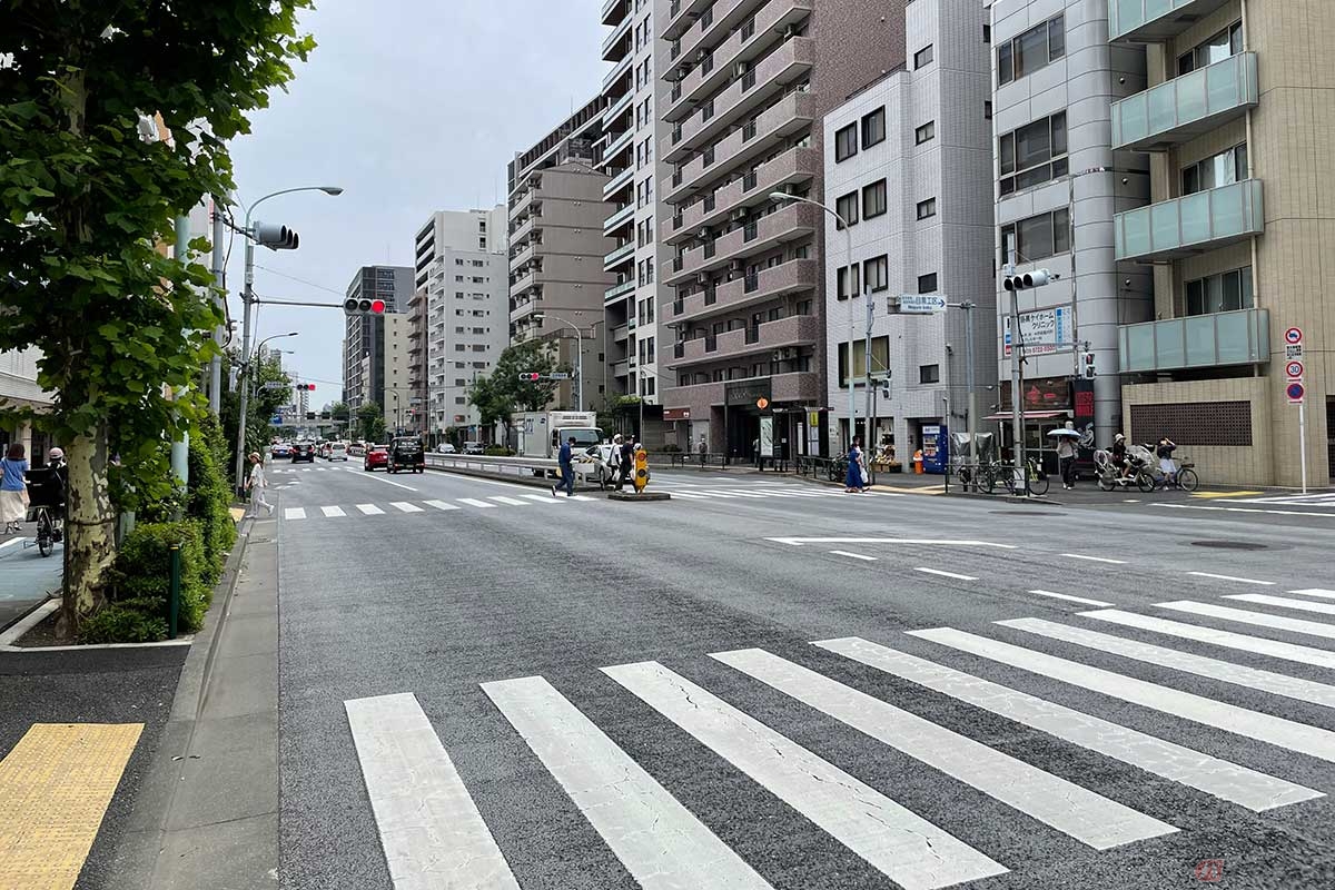 スタートしてすぐの山手通り