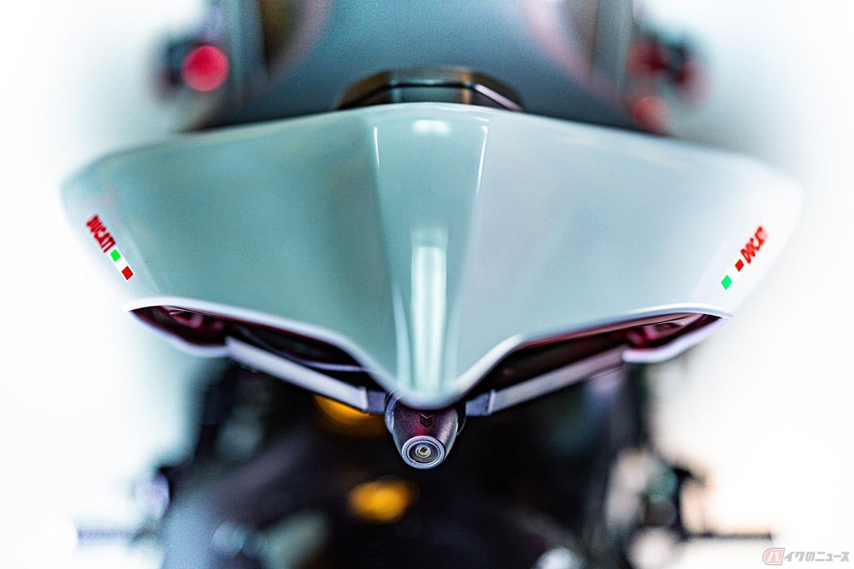 スマートライドモニターAKEEYO「AIO-5 Lite」カメラ取り付け例