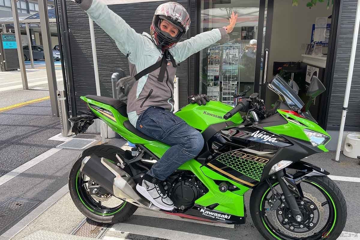 レンタルバイクに初挑戦したクリスさん
