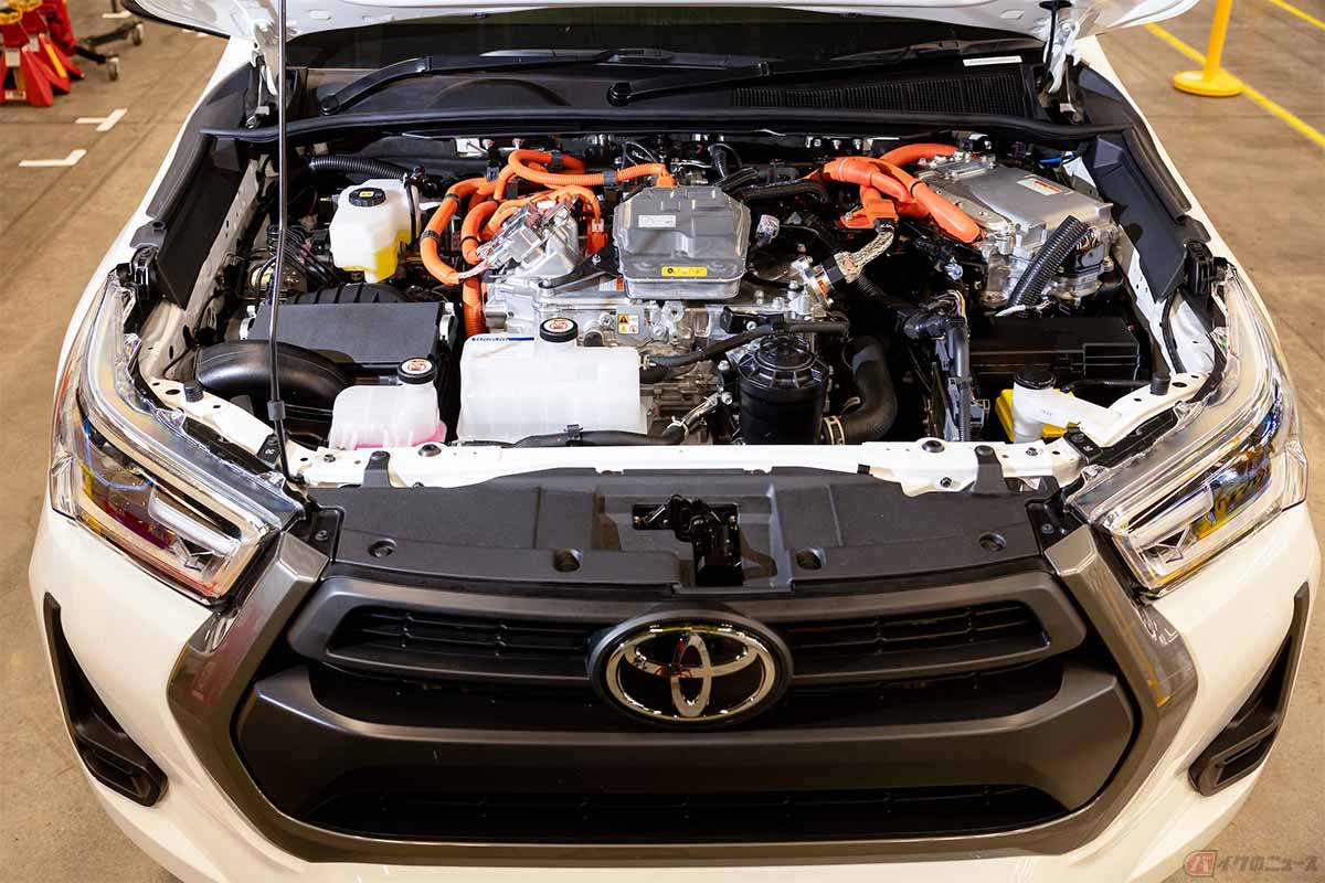 トヨタが公開した英国製水素燃料ハイラックスのプロトタイプ