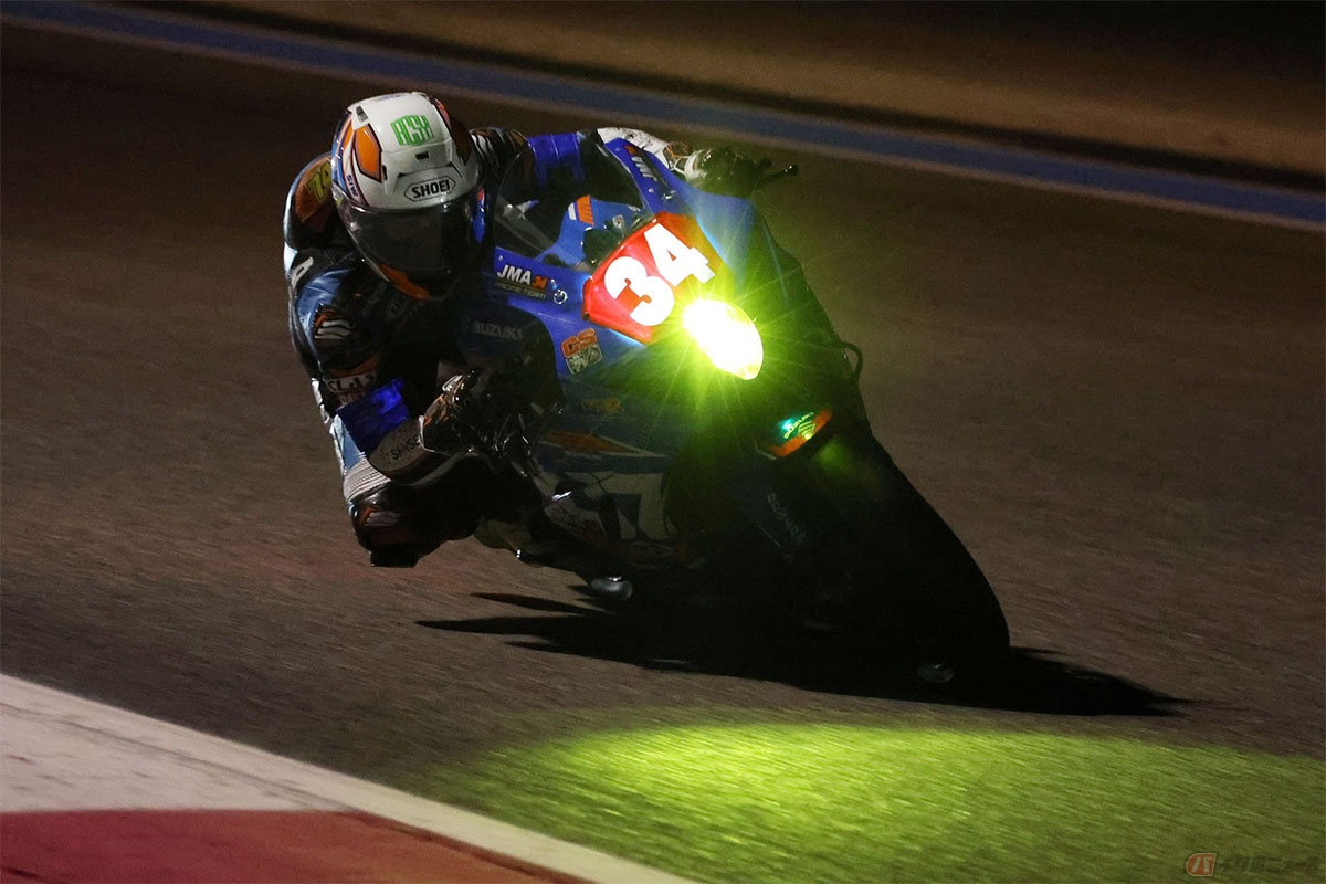 ボルドール24時間耐久の決勝を走る石塚健選手