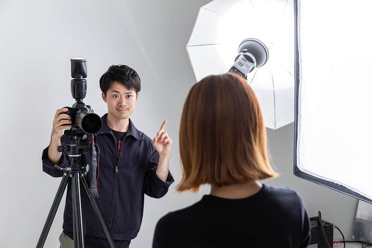 持参可能な免許証の顔写真には細かい規定があるので写真館や証明写真機で撮影する事がおススメ