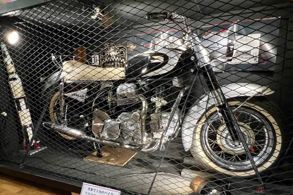 時価2億円という「世界に1台のバイク」、ドゥカティ「アポロ」も展示されている。ドゥカティ社が1963年にアメリカ市場向けに開発したこの試作モデルは、排気量1260ccのL型4気筒エンジンを搭載する、当時最大排気量を誇る二輪車だった