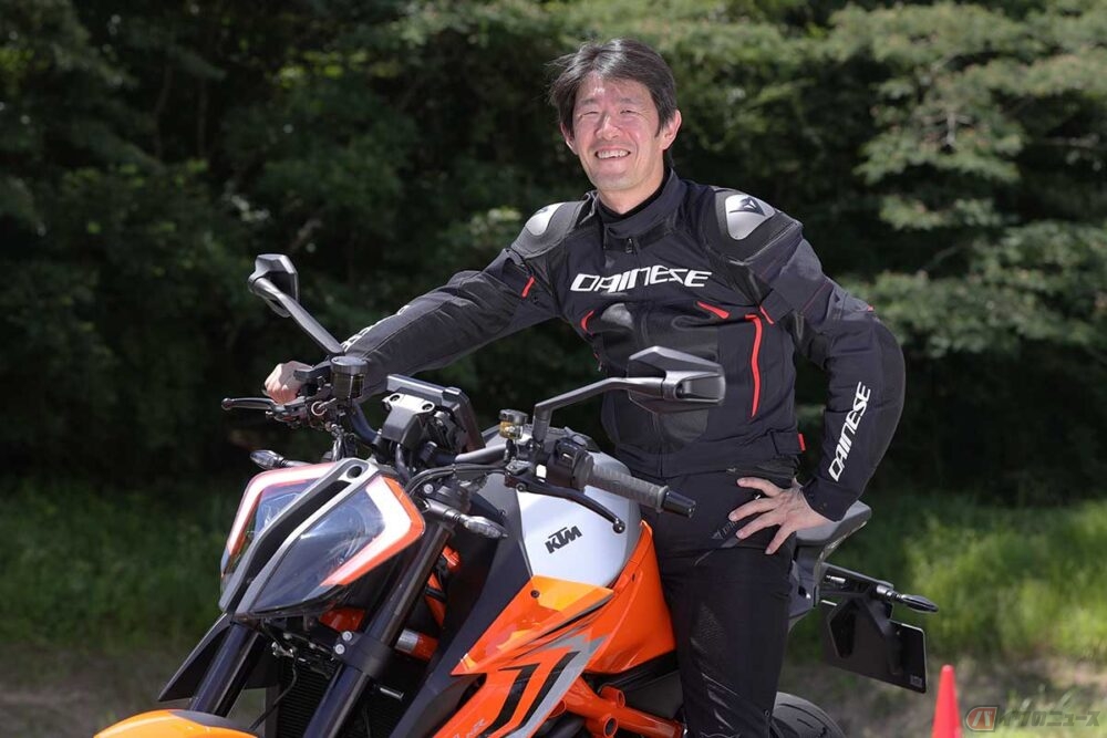 KTM「1290スーパーデュークR EVO」最新技術を武器にもうワンランク上の