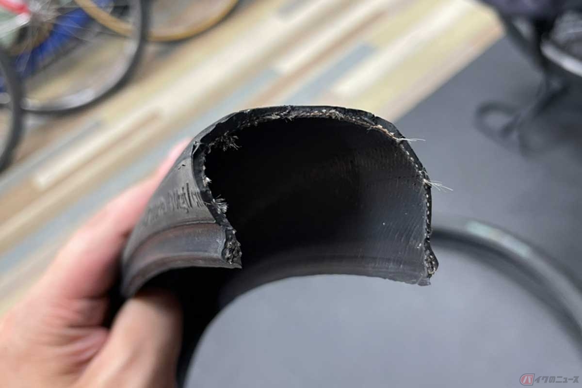 自転車用タイヤの断面