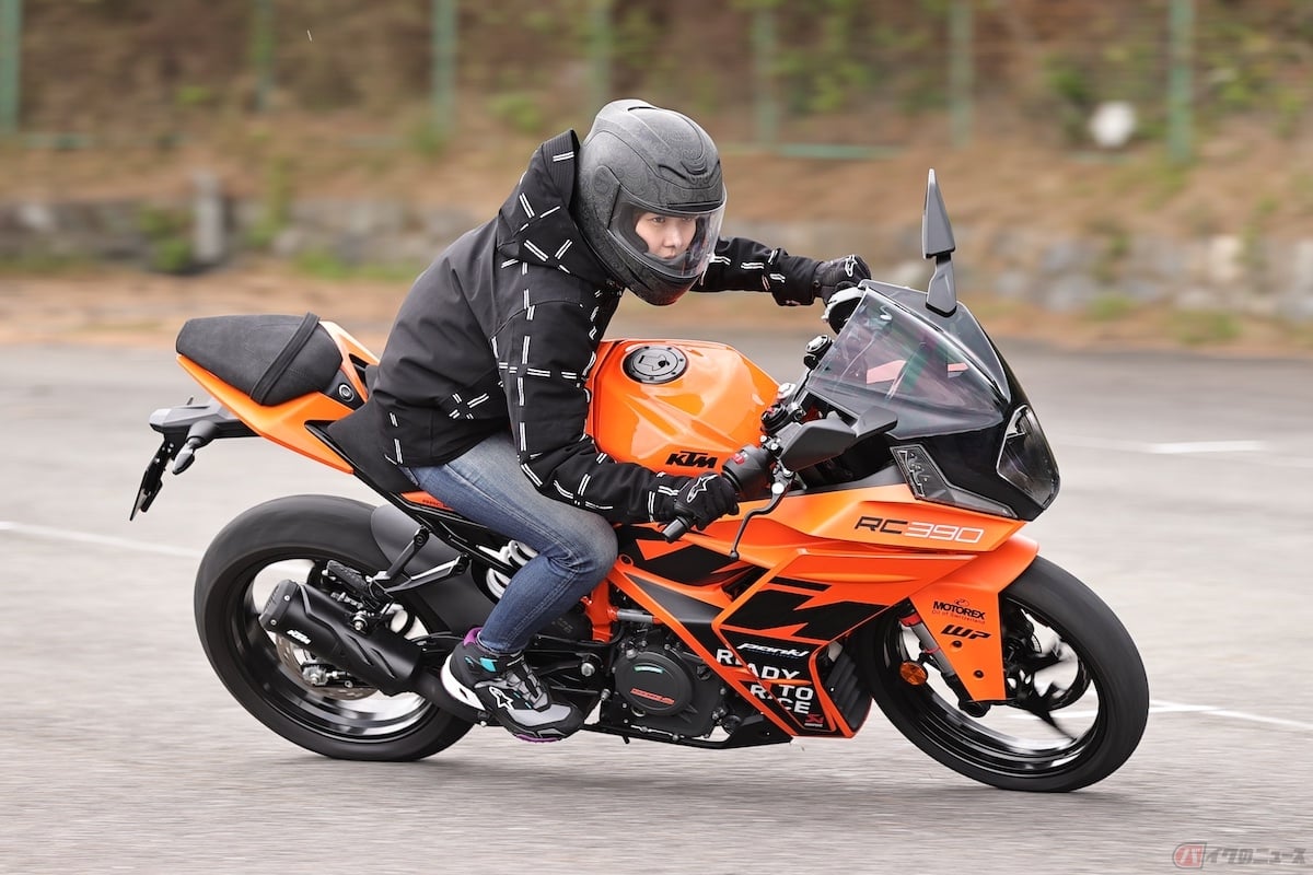 軽快な走り心地を実現したKTM『RC390』