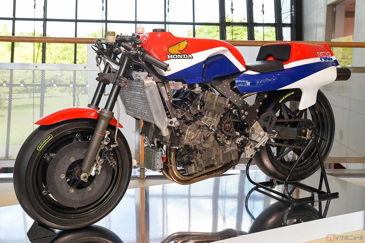 「NR500」のカーボンフレームプロトタイプ車。レースには参戦していないが、レースファンなら見ておくべき1台