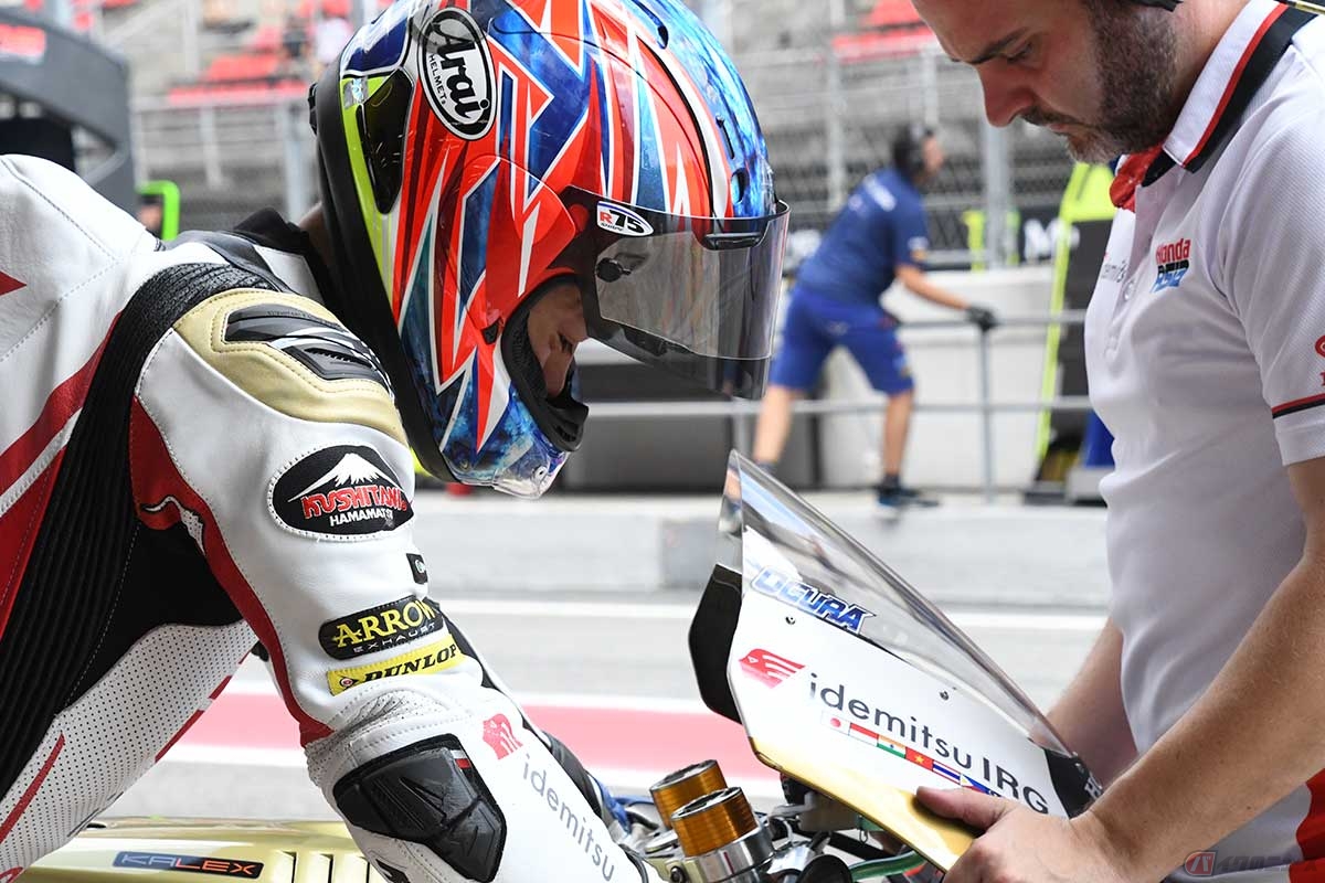 プラクティスへコースインする小椋選手の様子。金曜日と土曜日はとても良い流れでができていた