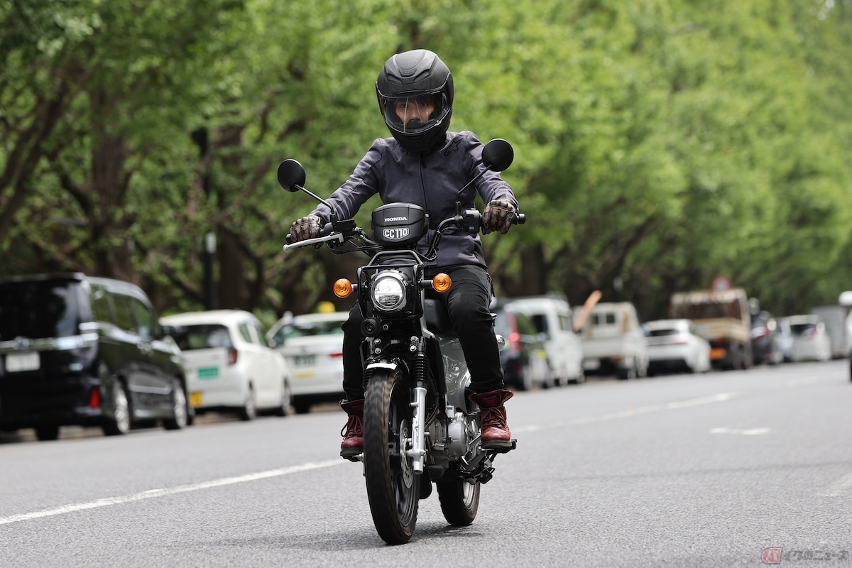 走るたびに車体の軽さを実感できる