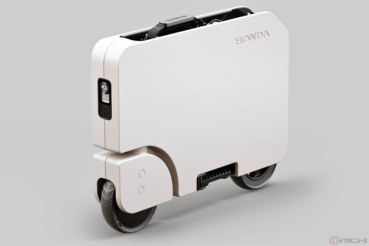 ホンダの折りたたみ式電動スクーター「モトコンパクト(Motocompacto)」