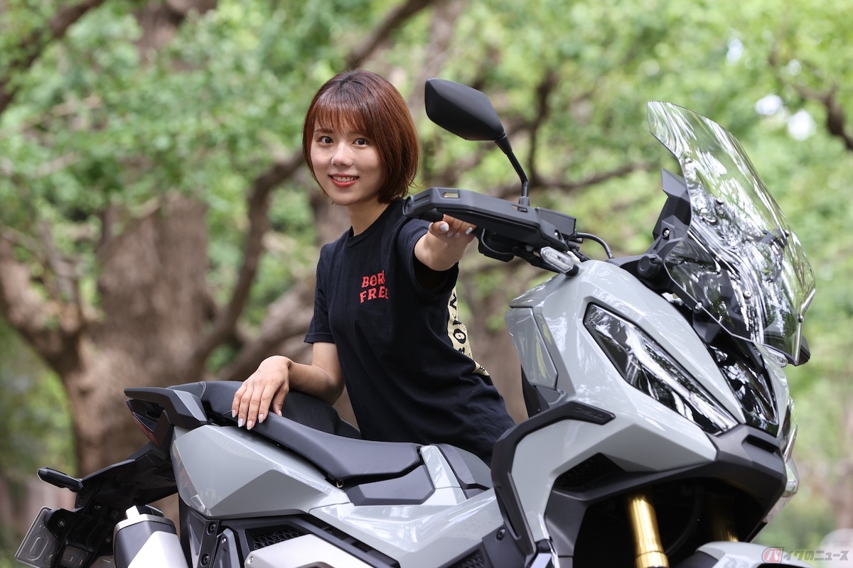 ロボットのようなデザインの大型スクーター「X-ADV」に試乗します