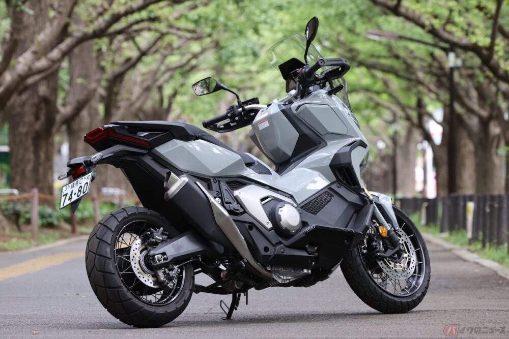 スクーターのイメージが覆る！ホンダの大型クロスオーバーモデル「X