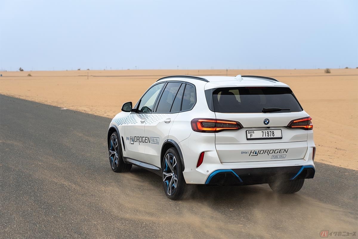 炎天下テストが実施されたBMW「iX5 Hydrogen パイロット・フリート車両」