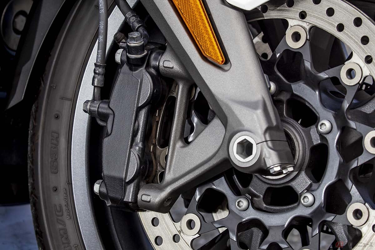 様々な安全装備が搭載されるバイクのブレーキ