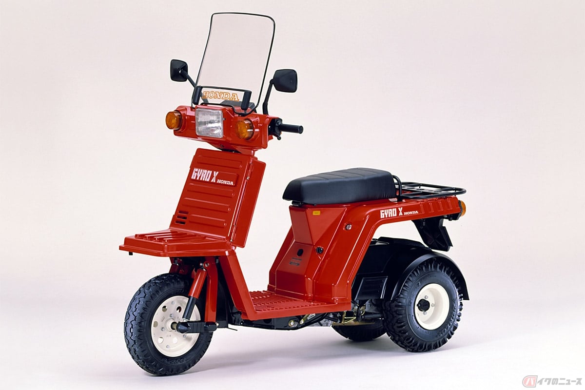 自転車に近い感覚で運転できて安定性も兼ね備えている三輪バイクはヤクルトレディの間で人気
